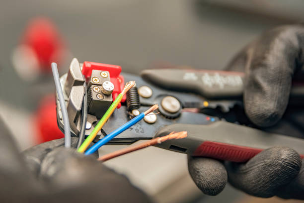 Best Electrical Repair Services  in Sarcoxie, MO