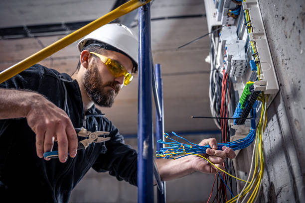 Best Circuit Breaker Repair  in Sarcoxie, MO