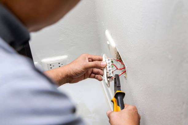 Best Electrical Outlet Repair  in Sarcoxie, MO